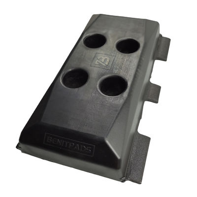 مجموعة الأحذية المطاطية 300x170mm لـ ABG BOMAG Asphalt Pavers 14272215